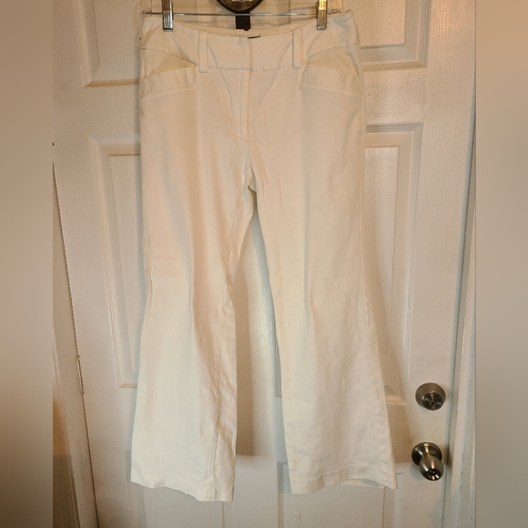 Rafaella Woman's Curvey Fit Flared Bell Bottoms, Size: 8 Color: White - Picture 4 of 16